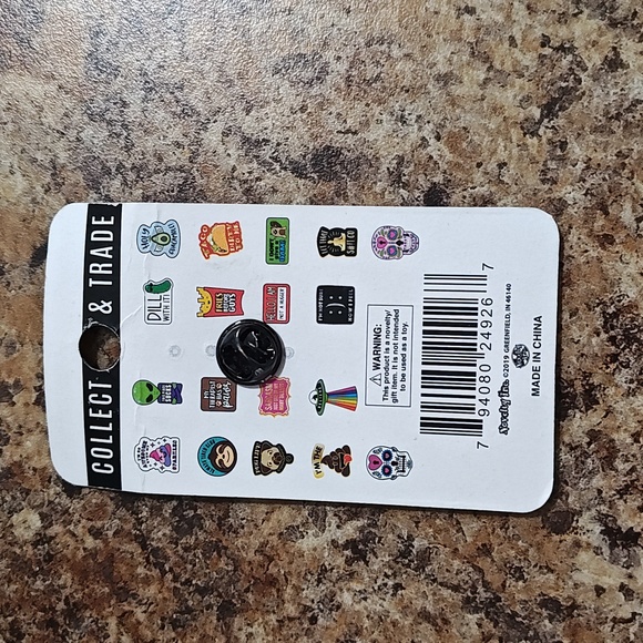 Sugar Skull Pin - Picture 2 of 2